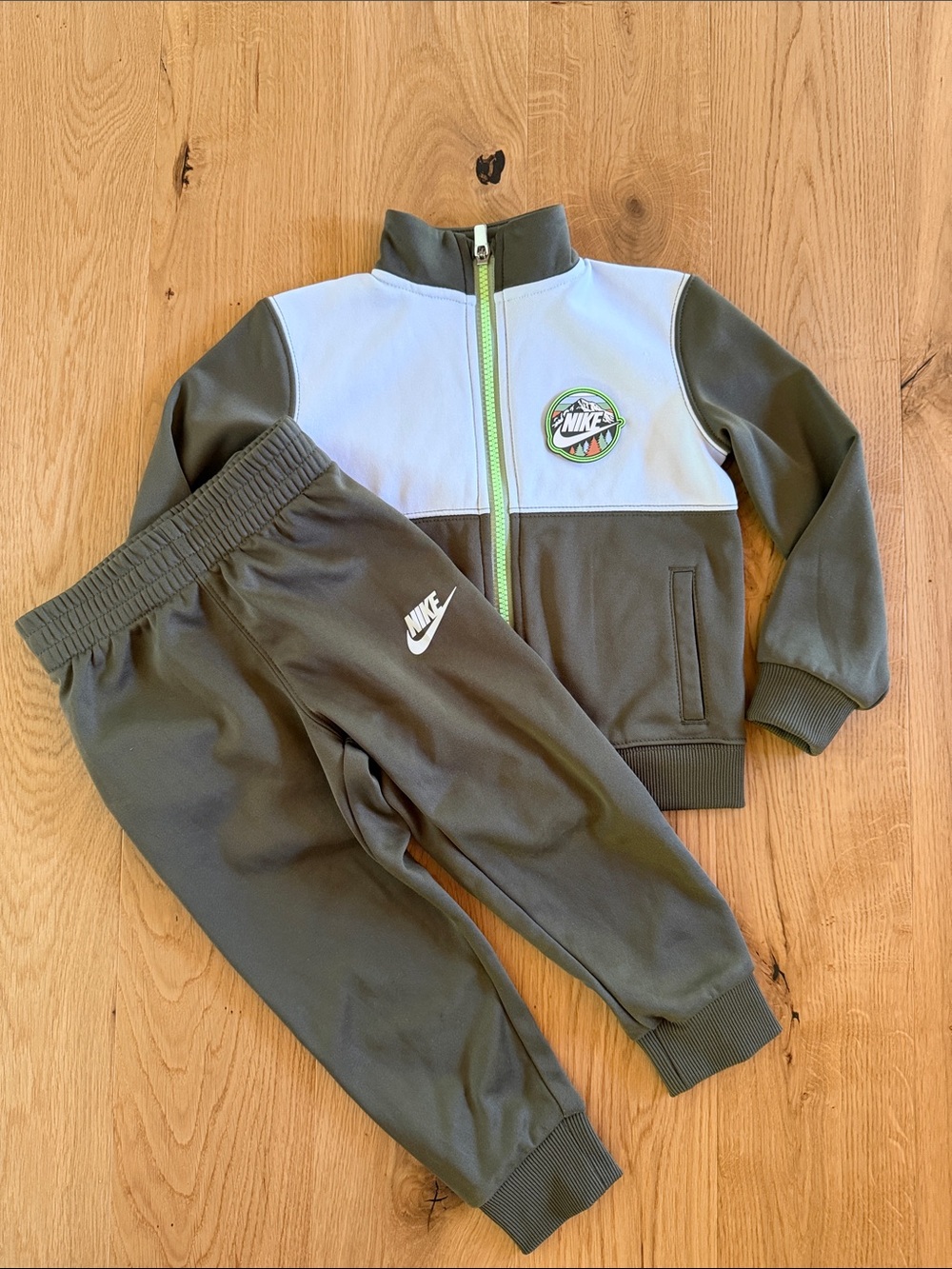 Nike 3T Track Suit